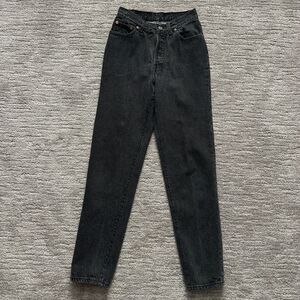 VTG Levi's Jeans Womens 24x29 Faded Black Tapered Button Fly Mom 13501-0658 90s